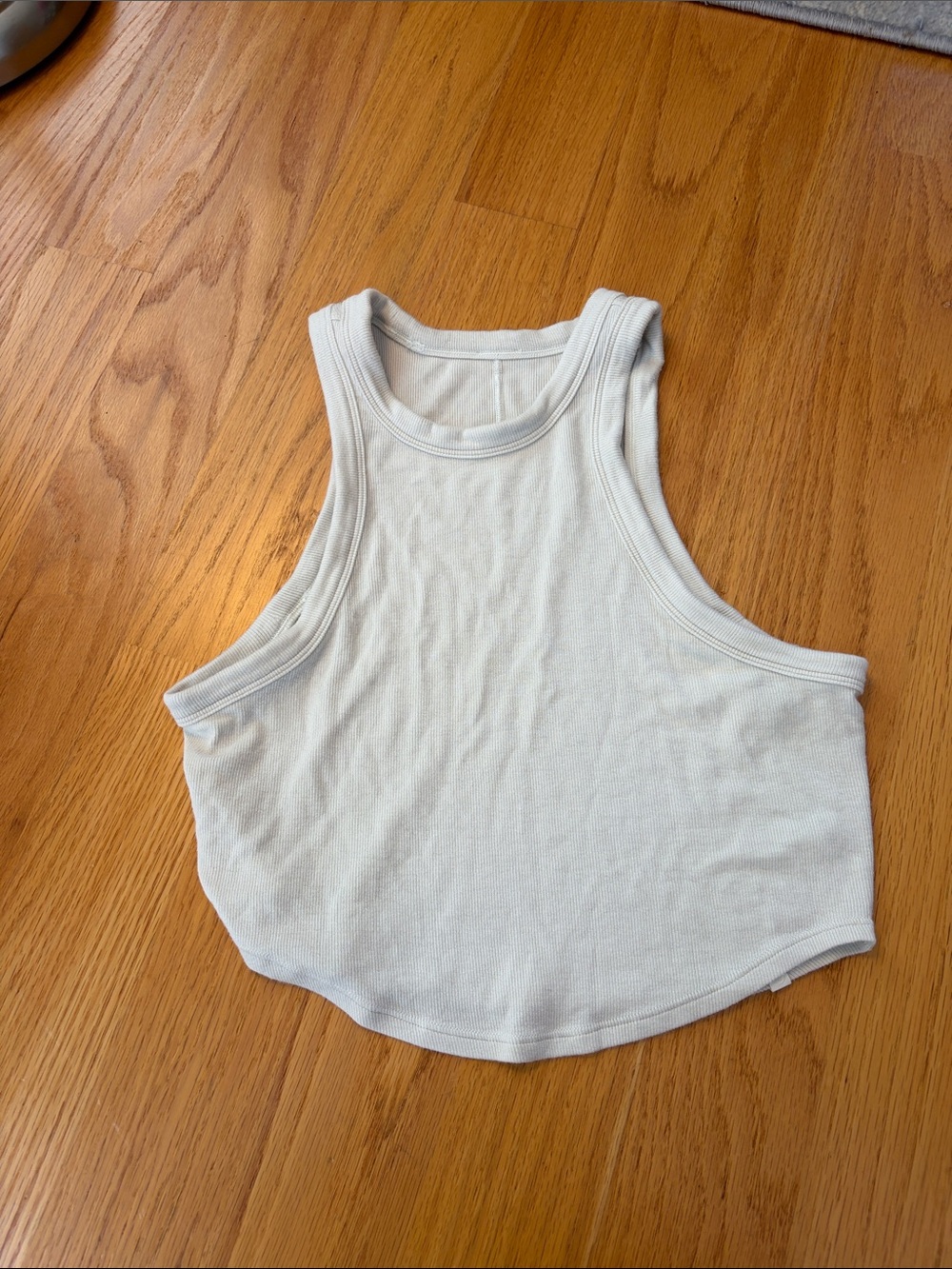 Lululemon Hold Tight Cropped Tank top off-white size small